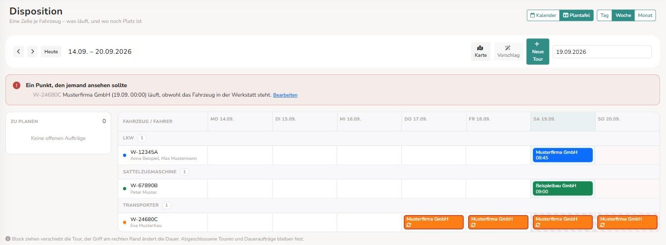 Plantafel in der Wochenansicht mit Befund-Hinweis, Spalte "Zu planen" und Fahrzeugzeilen nach Fahrzeugart